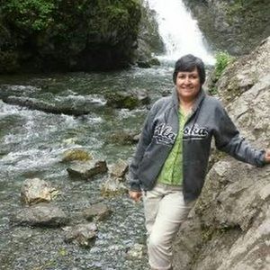 Meet your Posher, Elvia